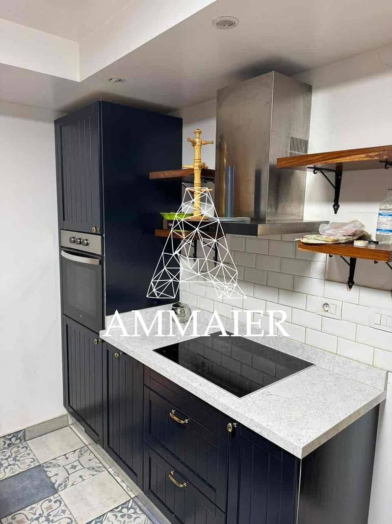 9 56bd8192-0fb3-4d6b-8c92-96f78f983909. jpg