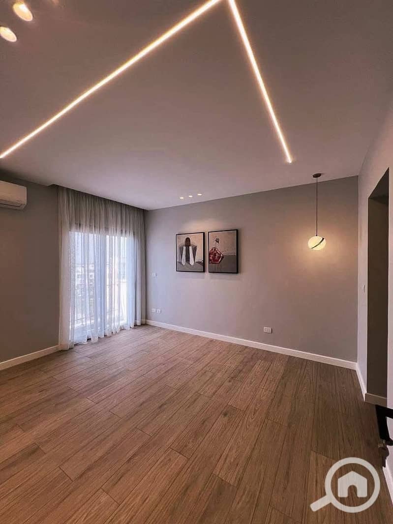 5 574577473_1963841624528339_4818395690805595308_n. jpg