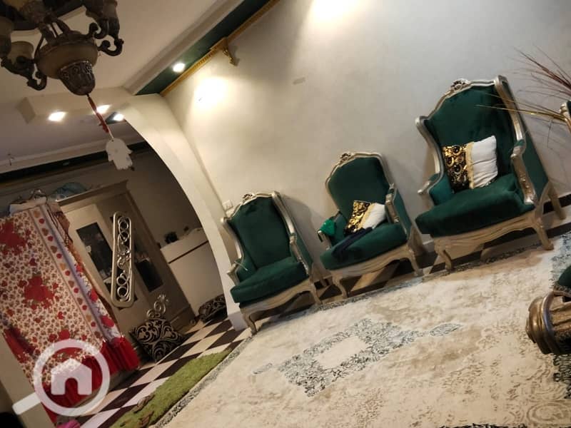 8 7cc99ebc-aa16-4e22-9665-107c3d10a70e. jpeg