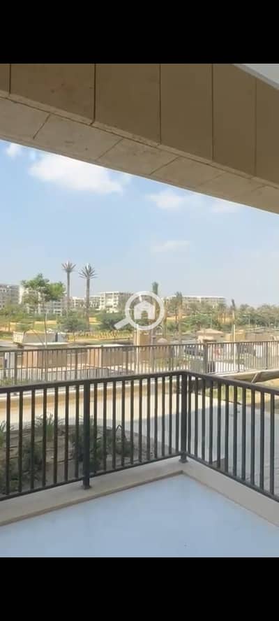 شقة 2 غرفة نوم للبيع في المقطم، القاهرة - 7b54e044-f99f-4518-a31e-dd4c9fca09d0. jpg