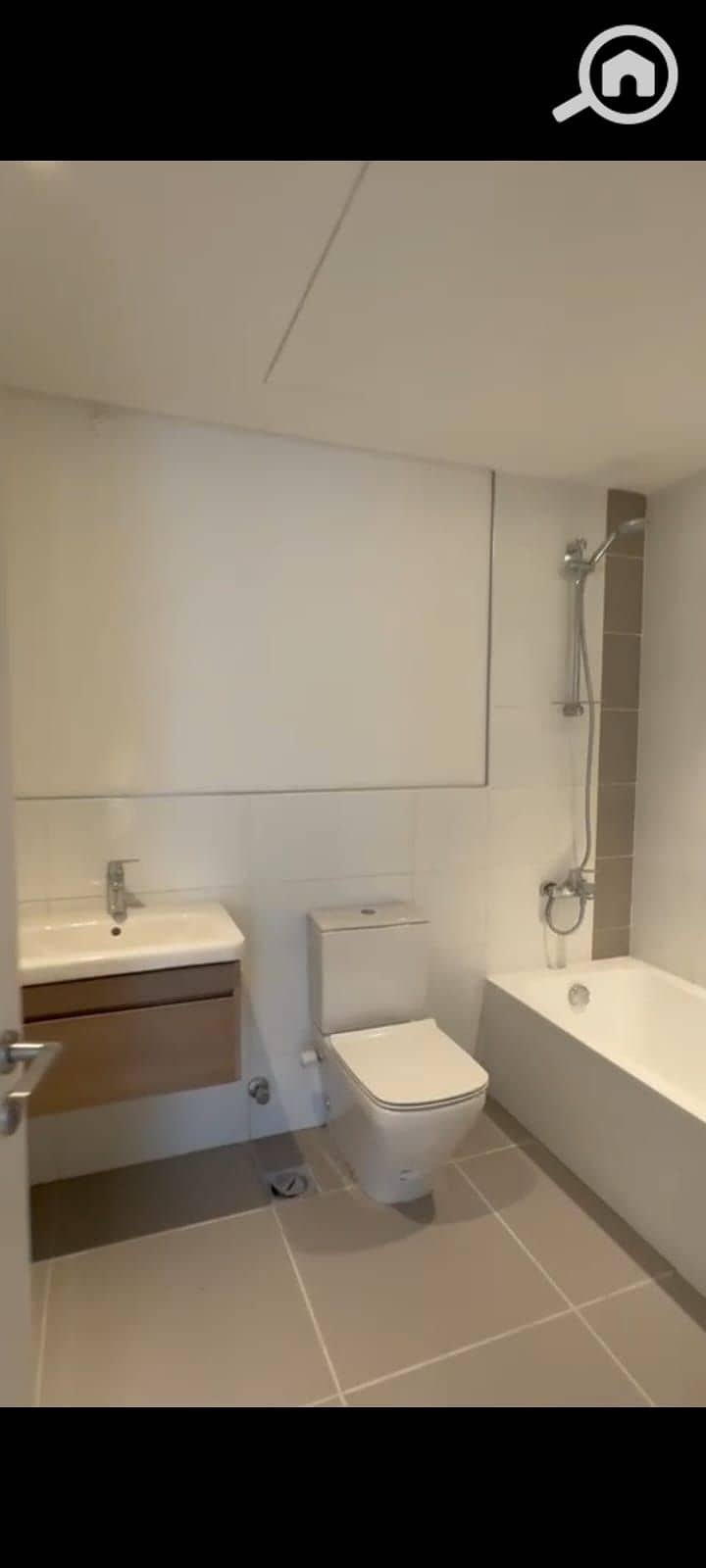 8 c6f444a6-8d74-4e2d-b8b4-bc1c73c46d4f. jpg