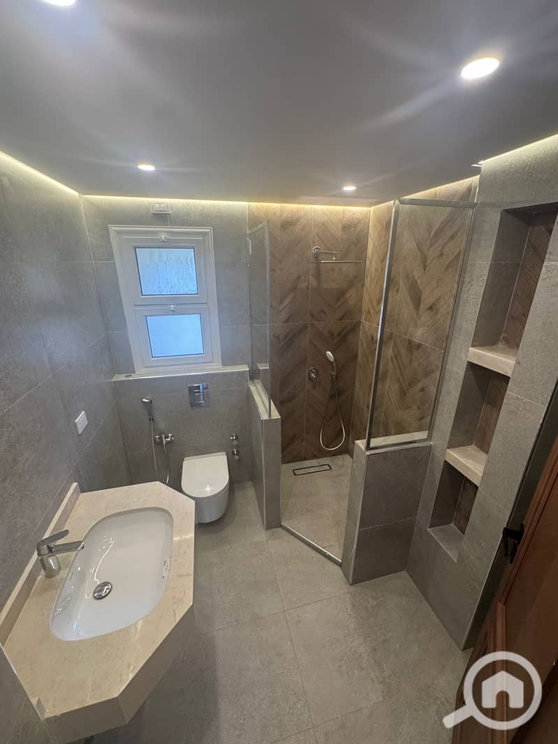 7 6baa2699-ff36-4a9b-b64d-5e5833eec7e0. jpeg