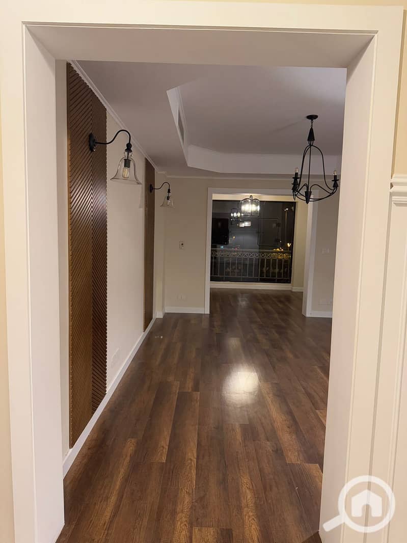 12 bdd5a260-a65c-4720-8b03-9bd40cc5d164. jpeg