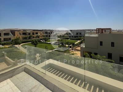 فیلا 5 غرف نوم للبيع في 6 أكتوبر، الجيزة - 4IMG-20251126-WA0427. jpg