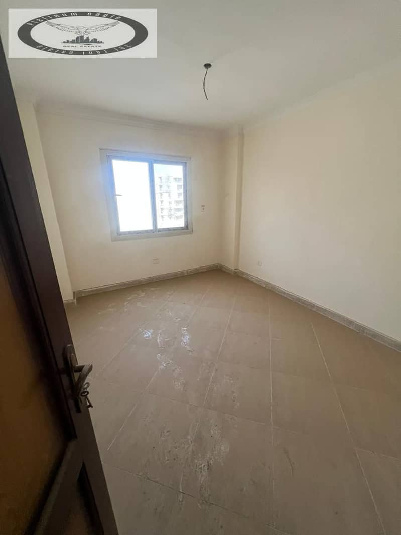 7 3779531f-d820-47e4-9682-7fda920fe9e8. jpg