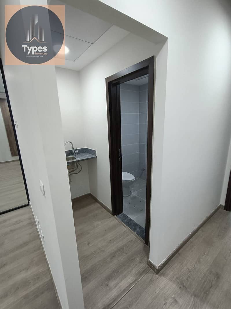 4 WhatsApp Image 2025-11-27 at 1.39. 10 PM. jpeg