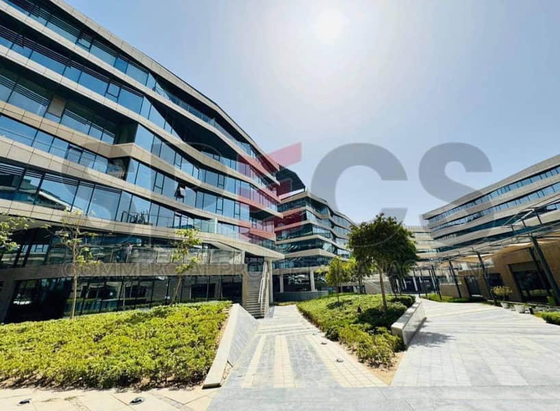 4 f0a90d74-f63b-4593-a9b9-8e5cab2149eb. jpg