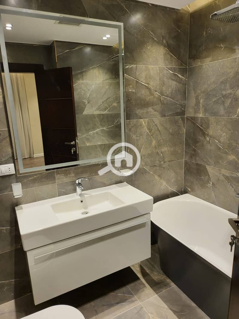 8 cb159568-7e92-4272-ae4c-8ae5a945454d. jpeg