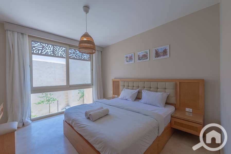 5 WhatsApp Image 2025-10-12 at 16.28. 17_45a9fdfc. jpg