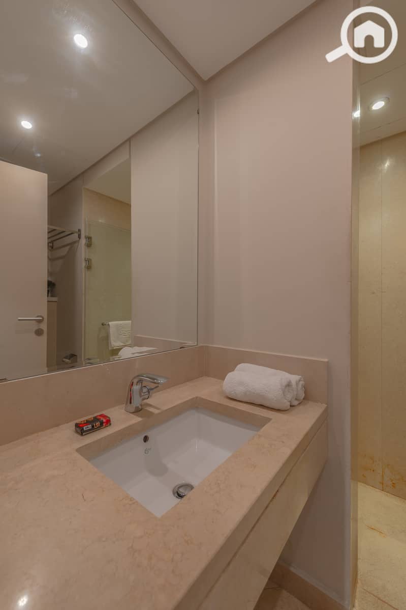 7 WhatsApp Image 2025-10-12 at 16.28. 17_e58fb2f6. jpg