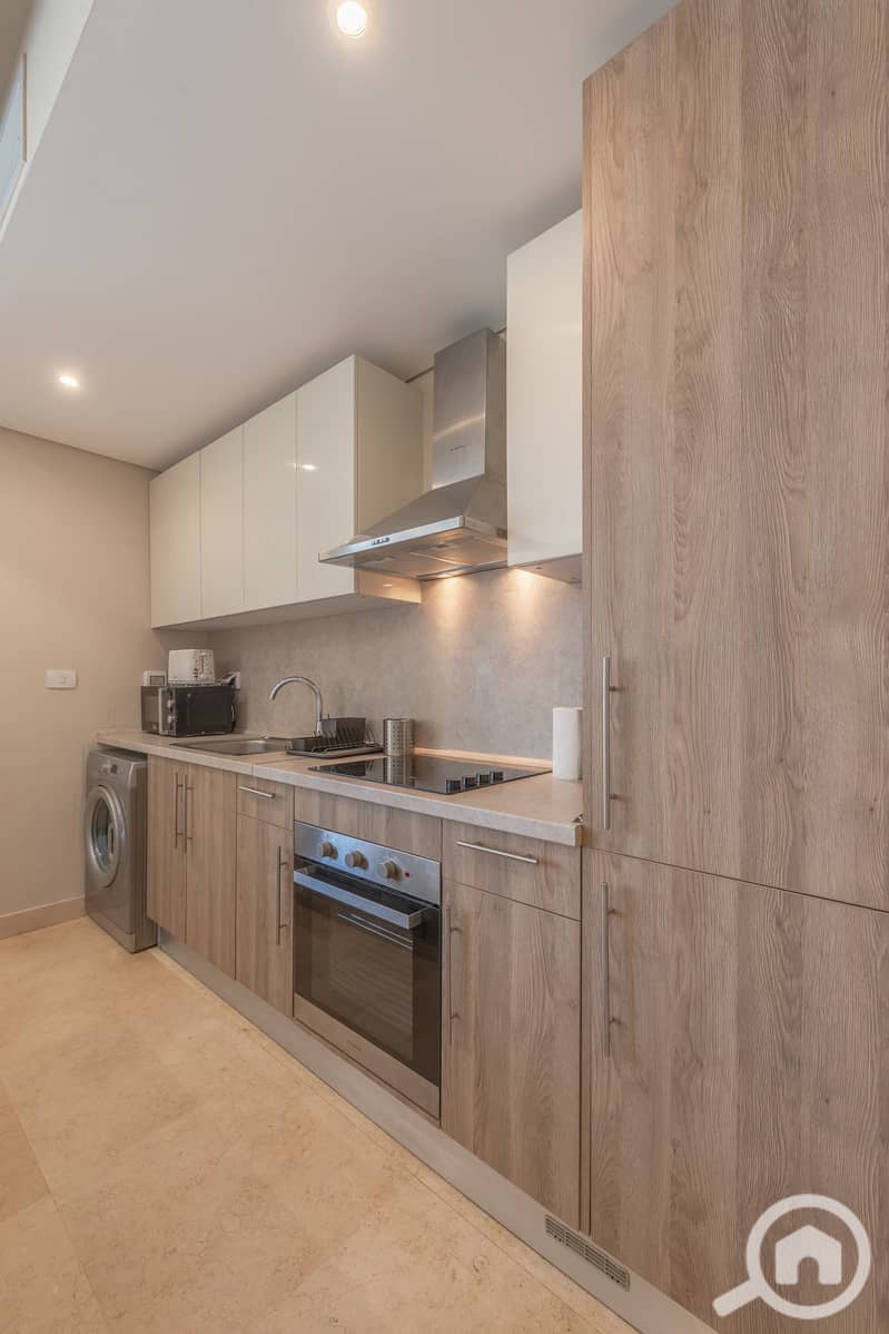 10 WhatsApp Image 2025-10-12 at 16.28. 19_29e162eb. jpg