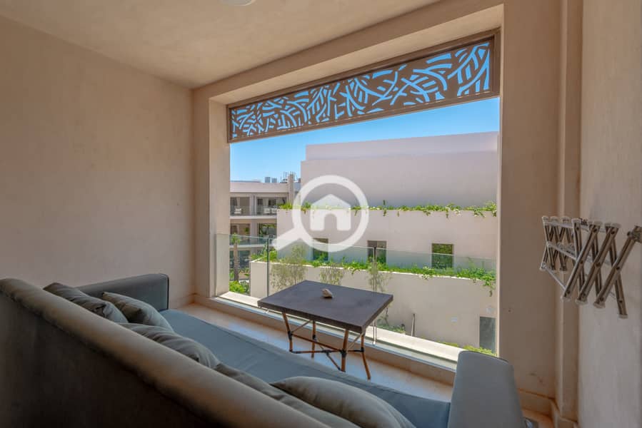 11 WhatsApp Image 2025-10-12 at 16.28. 18_db5d8ddc. jpg