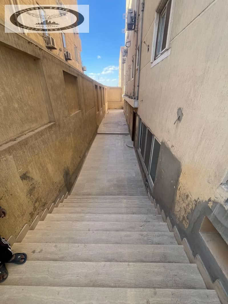 3 c3f17fe0-866d-4a7c-b901-3561aa53861a. jpg