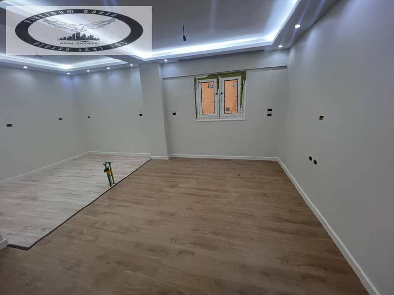 8 b07f7634-8a29-4295-8a15-8b4999657889. jpg