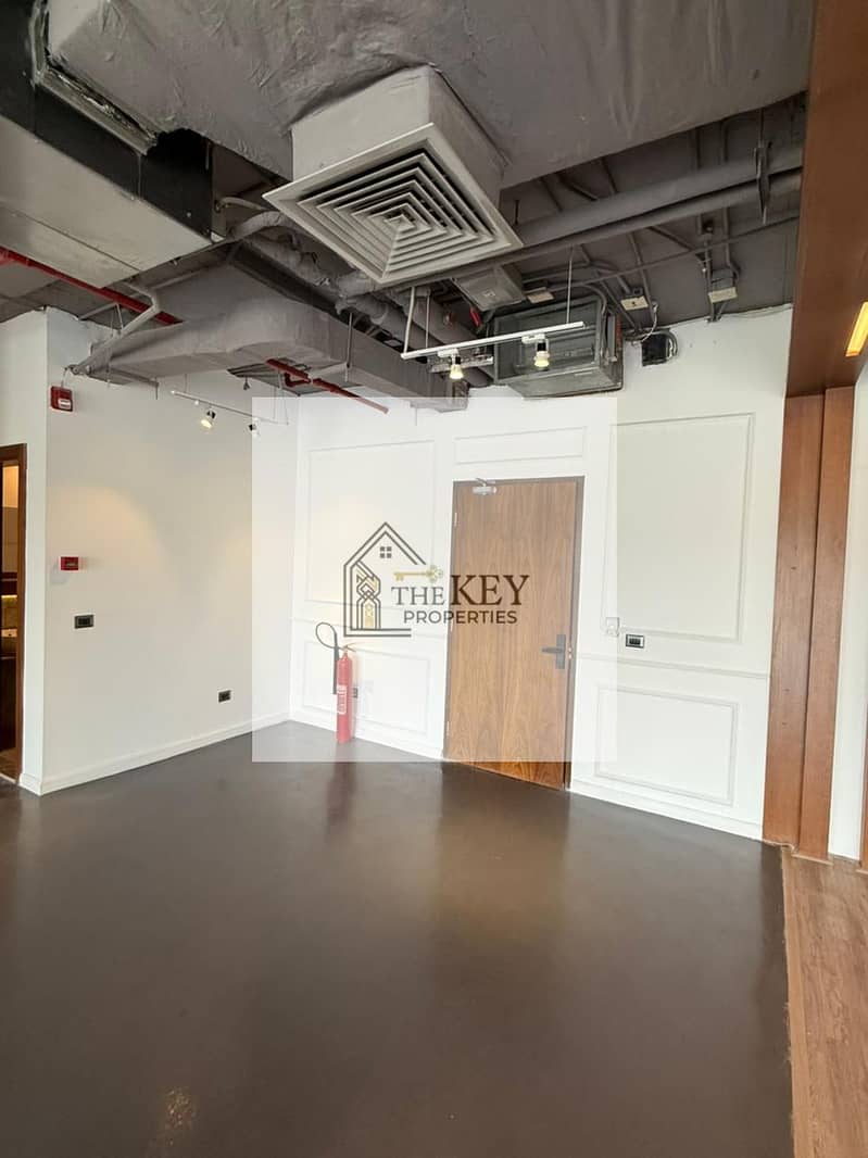 4 WhatsApp Image 2025-11-24 at 21.10. 33 (1). jpeg