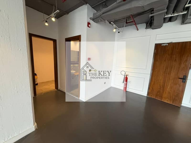 5 WhatsApp Image 2025-11-24 at 21.10. 34 (4). jpeg