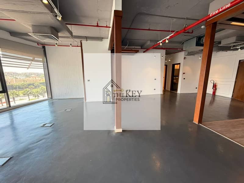 7 WhatsApp Image 2025-11-24 at 21.10. 34 (2). jpeg