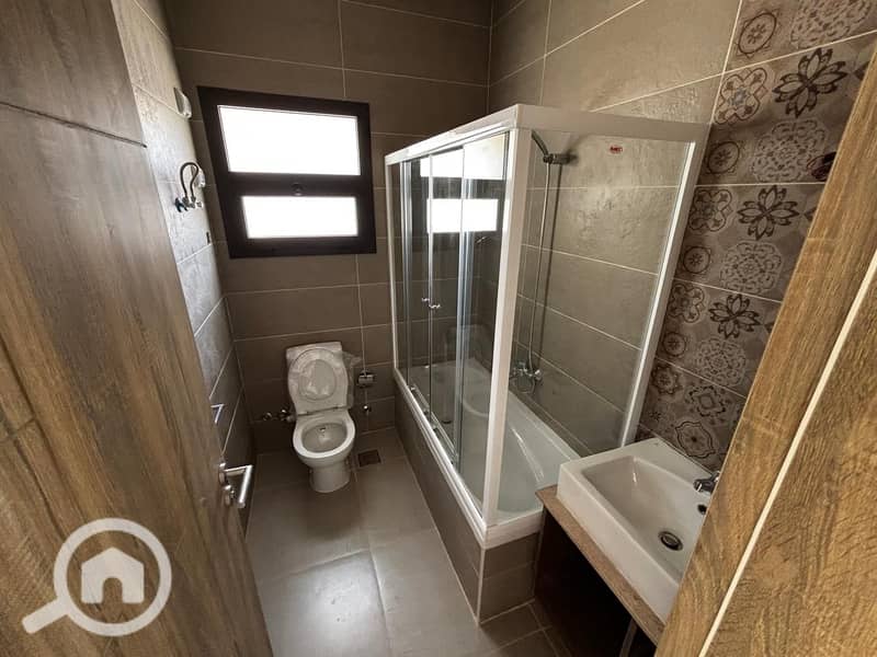 6 1bf72614-a56f-4a91-9aaf-eb3b223b0739. jpeg