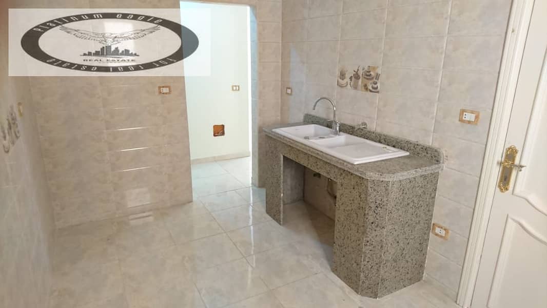 9 f1b7d251-322a-40bc-b688-03abd5fc0808. jpg