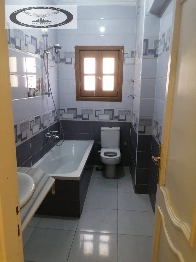 12 a606e08c-1ef1-4c23-b64e-eb2adefd1cb5. jpg