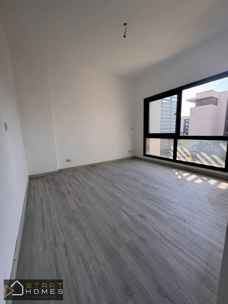 2 WhatsApp Image 2025-11-27 at 1.59. 45 PM (1). jpeg