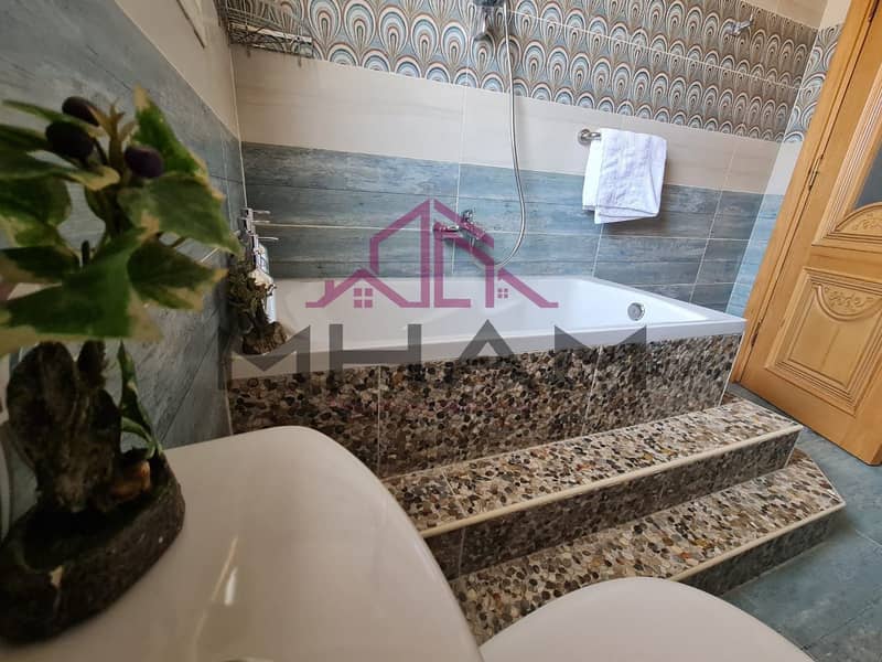 7 photo_5852914911548214348_y. jpg