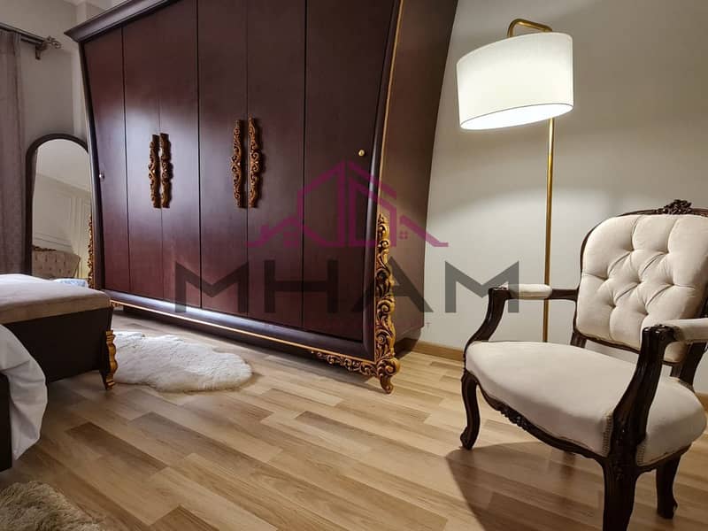 10 photo_5852914911548214351_y. jpg