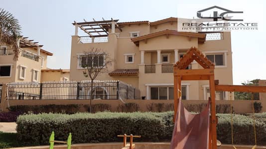 توين هاوس 4 غرف نوم للبيع في القاهرة الجديدة، القاهرة - WhatsApp Image 2025-11-20 at 7.01. 52 PM (7). jpeg