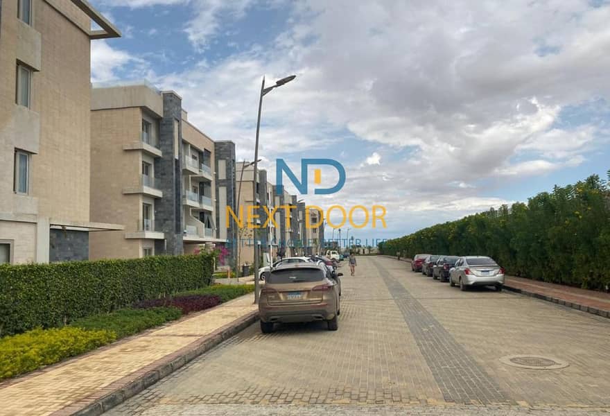 2 05f7c536-dec7-470e-96c6-6126e5ca1c5c. jpg