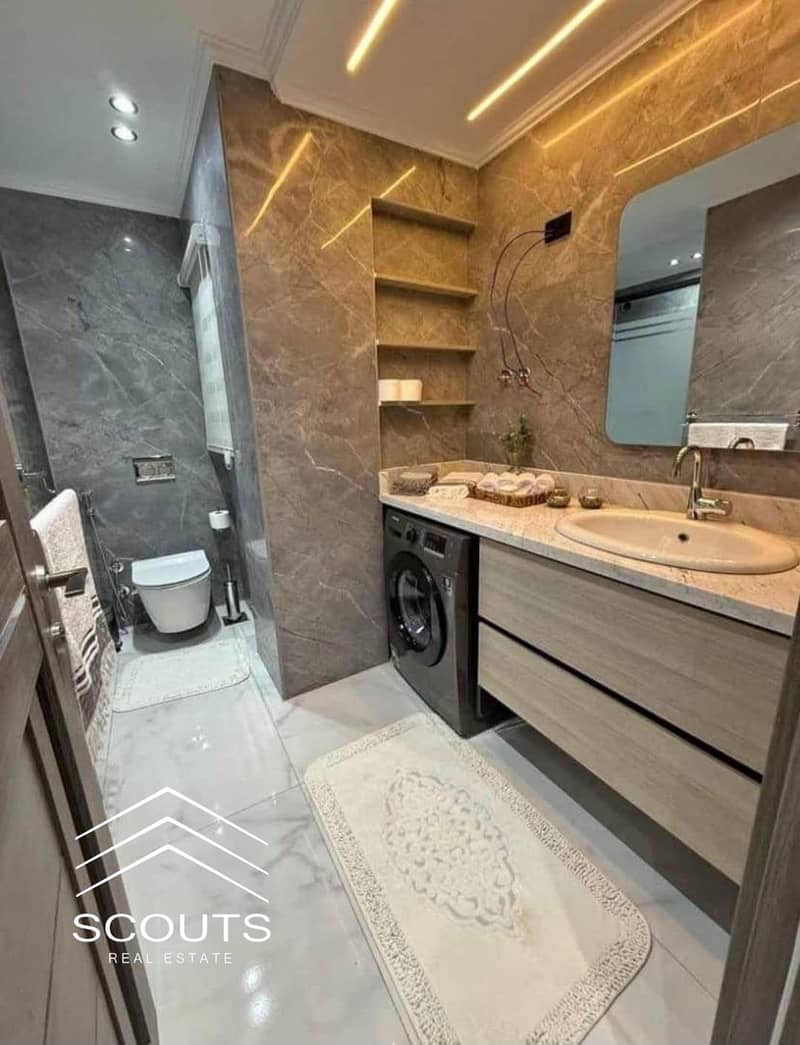 11 474081521_604307375850267_7724102994676847658_n. jpg