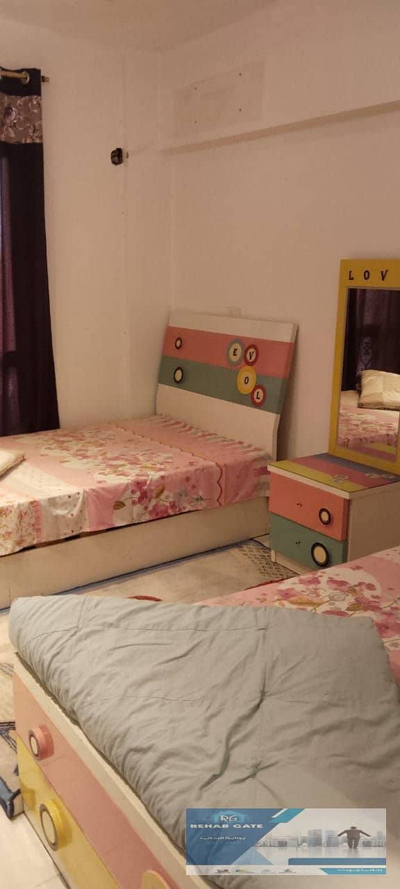 7 cdb1e0cc-538c-40ad-963a-2a7e4cfc832a. jpg