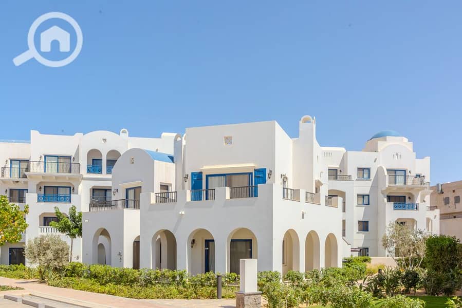 3 20240606-Marassi-CU-Greek-26-1024x683. jpg