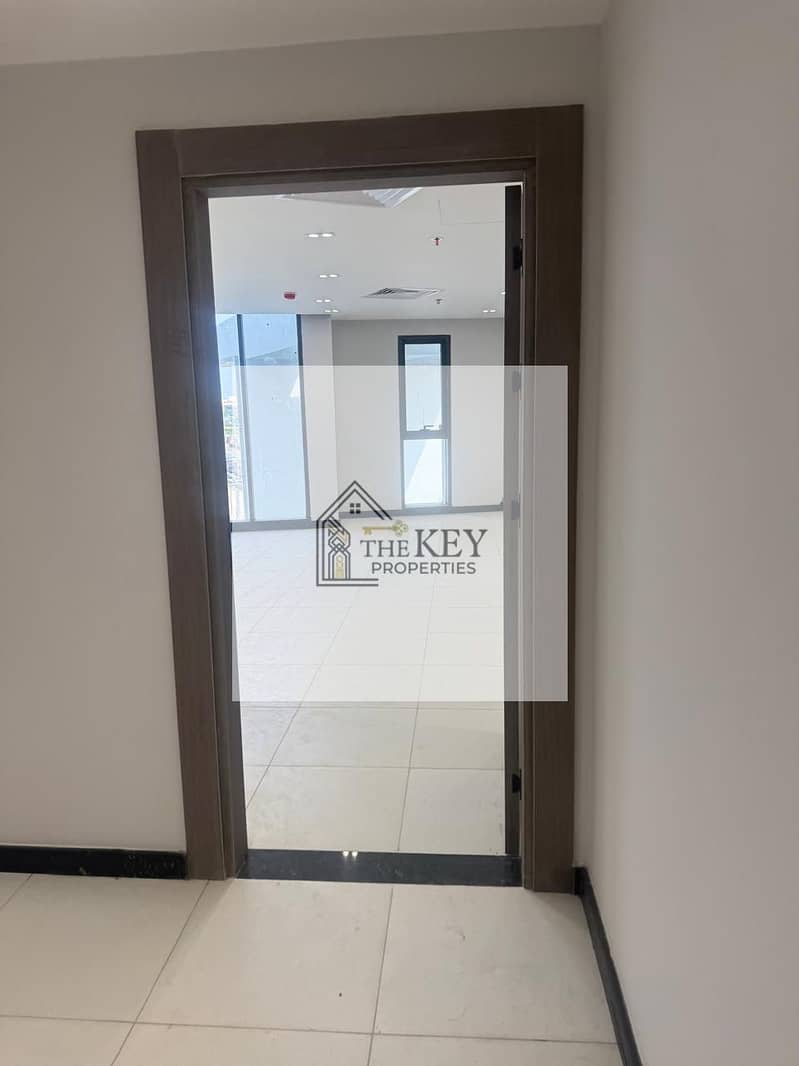 10 WhatsApp Image 2025-11-24 at 21.06. 57 (3). jpeg