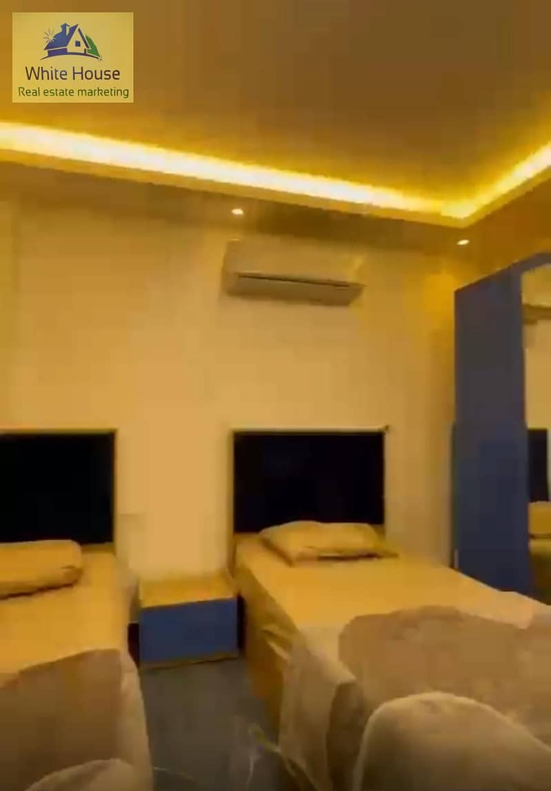 3 09a18f1f-81ac-4ed1-9c46-4437a5949806. jpg