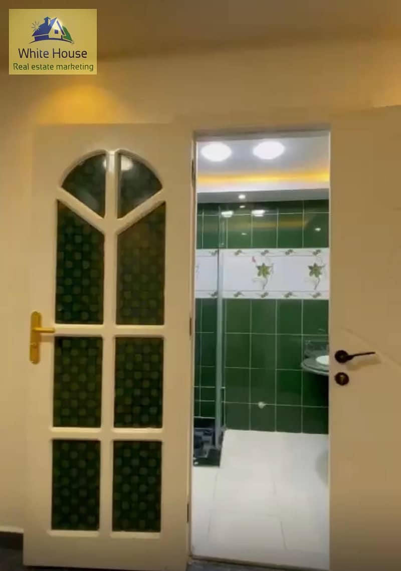 6 8f6ac8f5-da32-4ef3-b6e6-f06a8a60f2bf. jpg