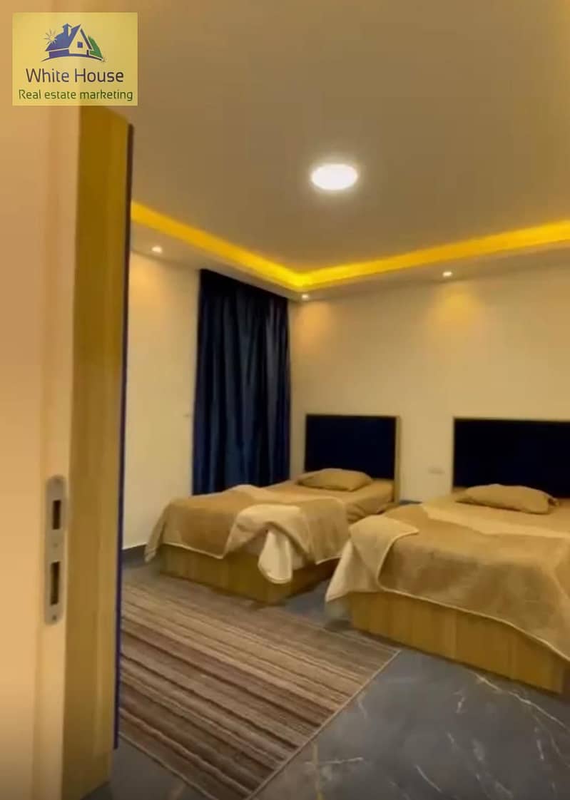 10 647012f4-6849-4a10-bb50-cccb9128c8dd. jpg