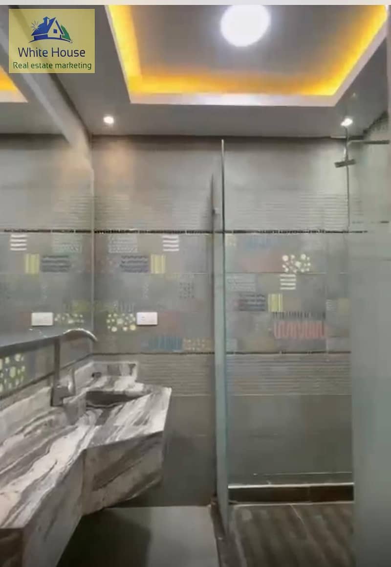 12 61341185-8100-49ce-8316-7d06150f9188. jpg