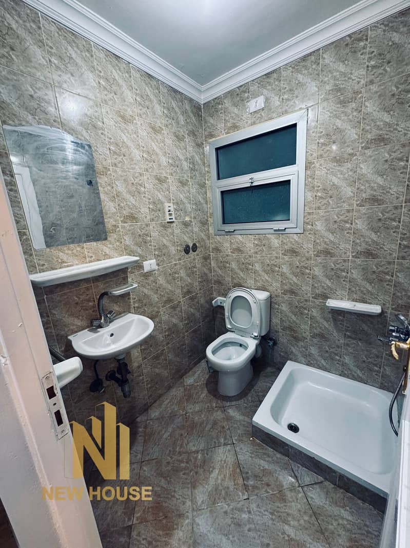 6 WhatsApp Image 2025-11-18 at 2.50. 46 PM (1). jpeg