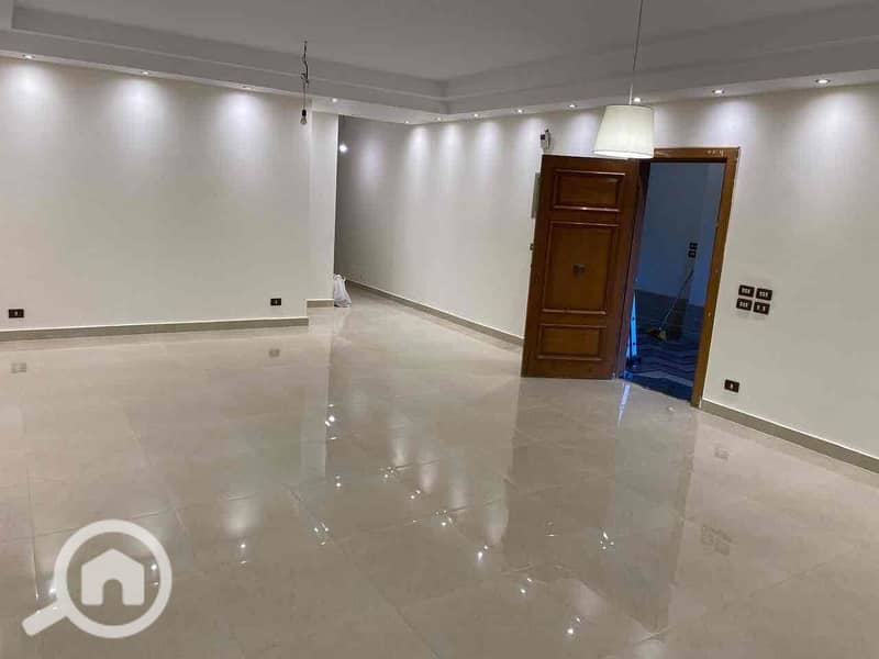 c32aff45-7aa3-4fca-bb3a-da0b6da47ea9. jpg