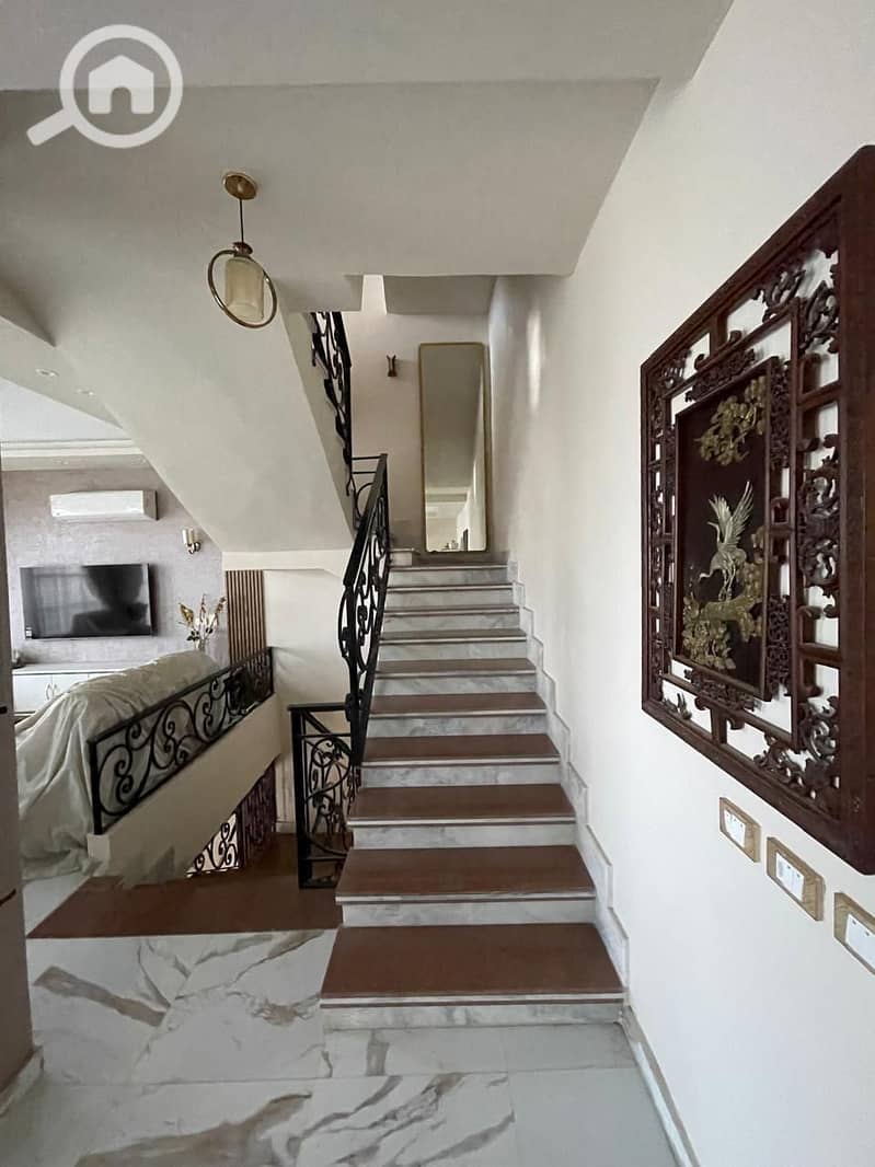 5 eb2a0b5e-ee57-4d33-bf11-804e94e23587. jpeg