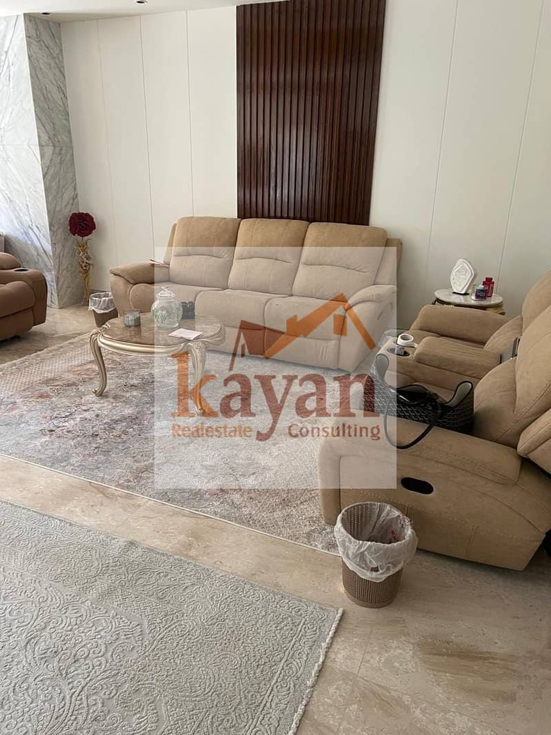 8 f464002e-0e07-4728-81f2-990019c4ef06. jpg