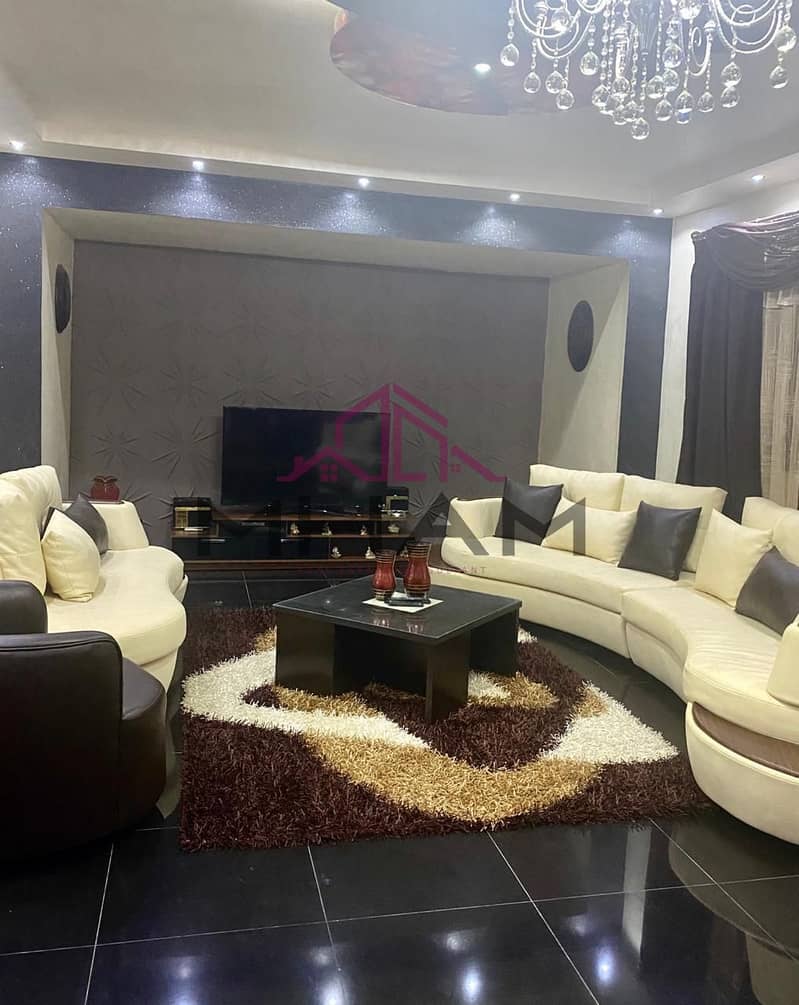 17 photo_5852542284480580674_y. jpg