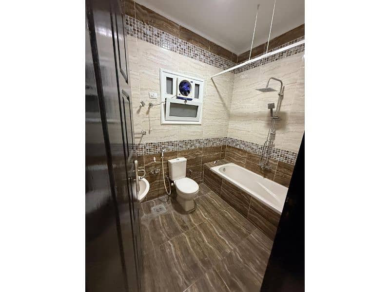 12 WhatsApp Image 2025-08-28 at 6.00. 42 PM (3). jpg