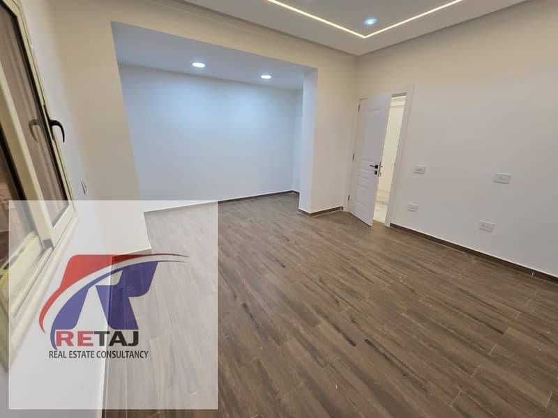 8 WhatsApp Image 2025-11-27 at 13.25. 02. jpeg