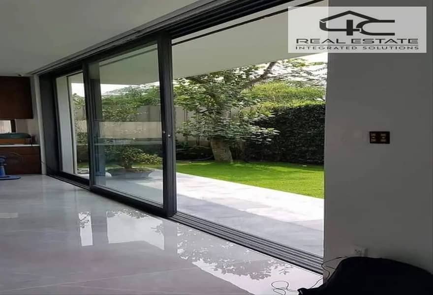 2 5948904-fd86co. png