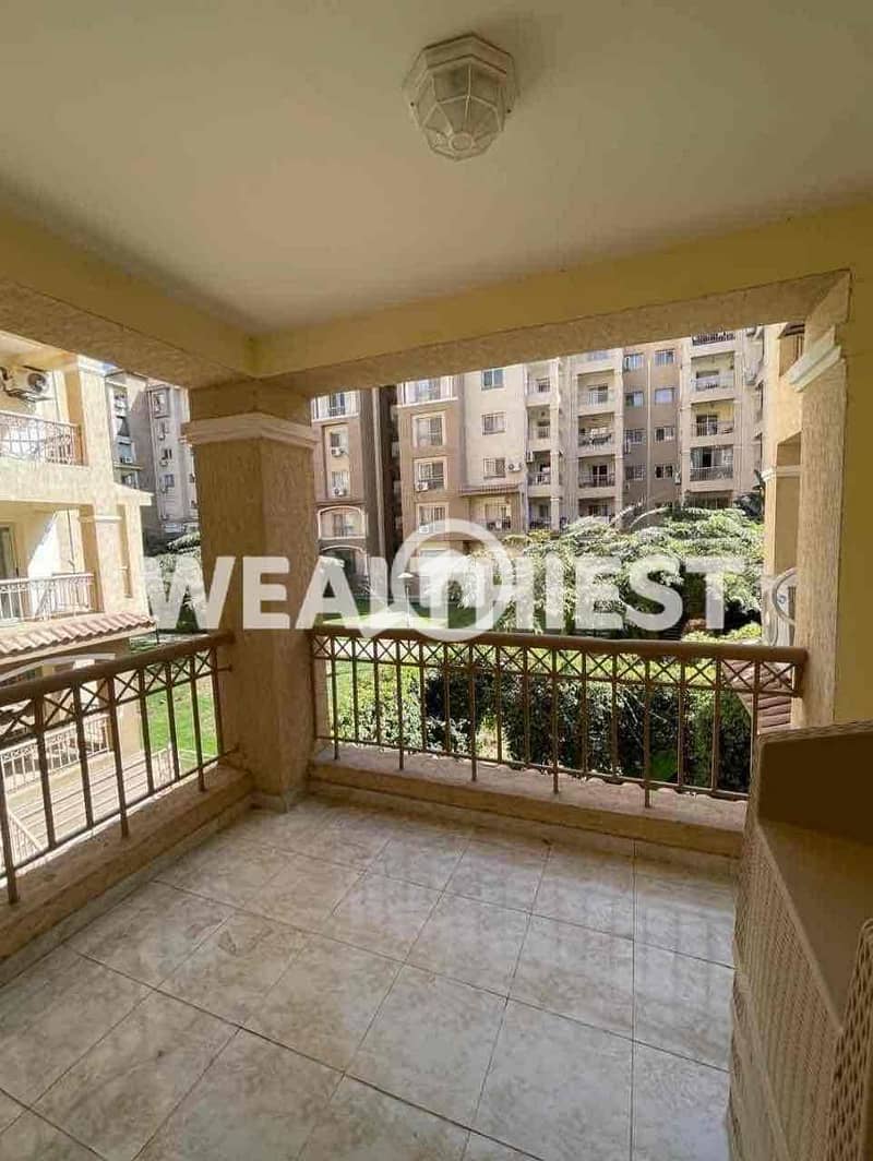 feafb5d1-9eec-45c7-8100-fe5aa4794bf9. jpg