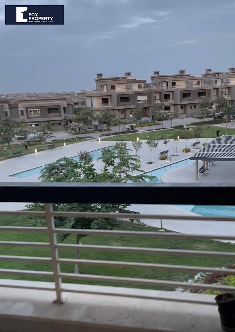 2 _files_A3012D09-4AAE-4F93-B17F-EAB6EA70A564. jpeg