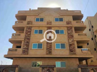 فلیٹ 3 غرف نوم للبيع في العبور، القاهرة - 1000067147. jpg