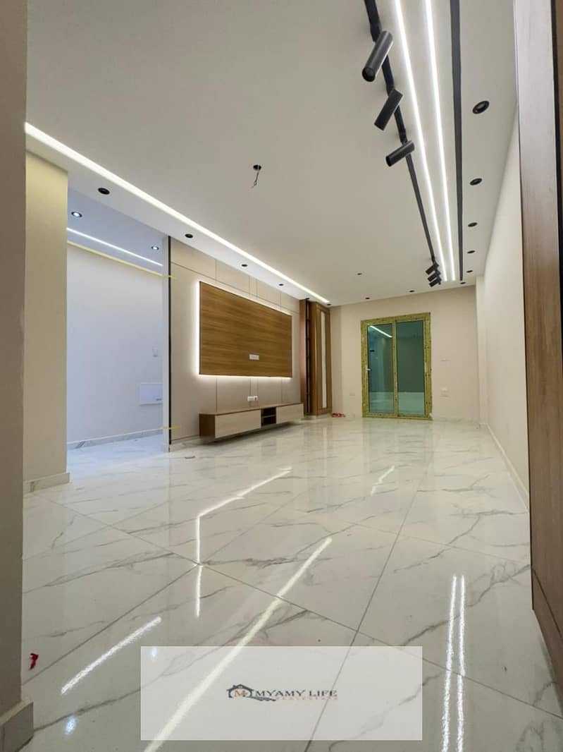 28 WhatsApp Image 2025-11-25 at 23.24. 31_066b8fa2. jpg