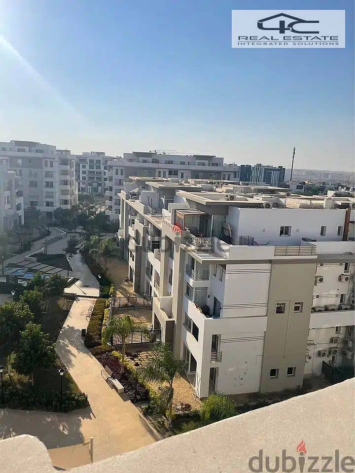 13 79859579-800x600. jpg